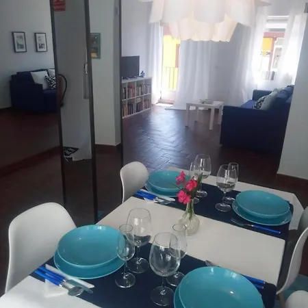 Amplio, Luminoso, Tranquilo Y A 5 Minutos De La Plaza Mayor Apartment